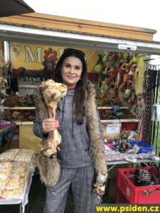 Mahulena koupila kostičku pro Umberta 